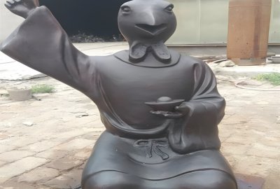 酉雞銅雕，獸首人身十二生肖銅雕塑