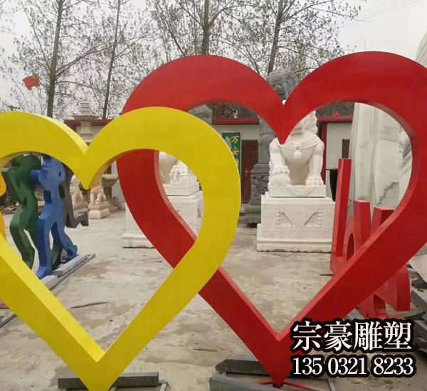 不關(guān)心愛(ài)心，鐵藝空心愛(ài)心雕塑
