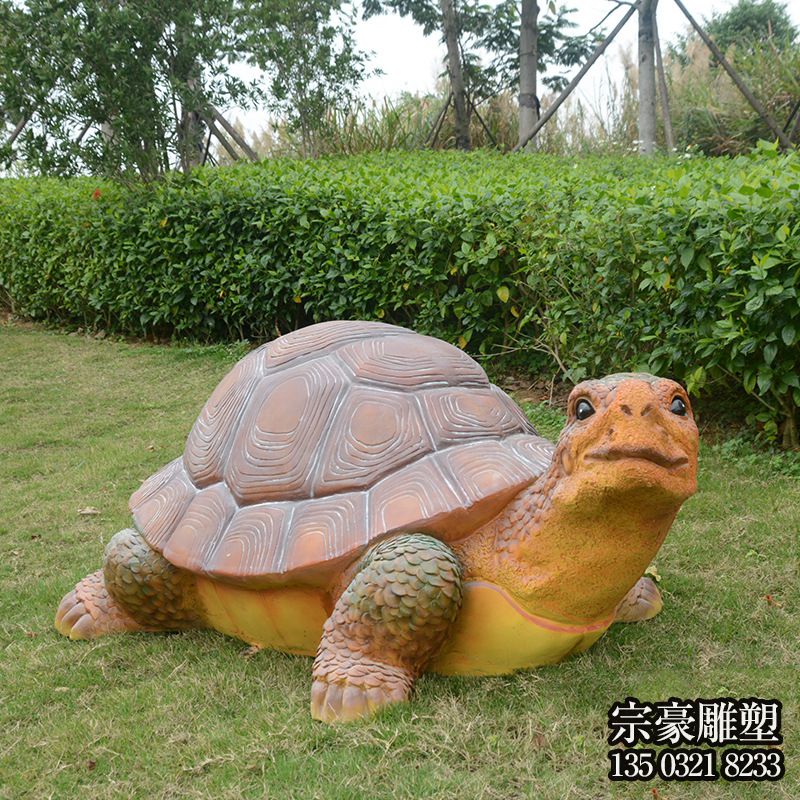 景區(qū)草坪玻璃鋼仿真動(dòng)物爬行的烏龜?shù)袼? title=