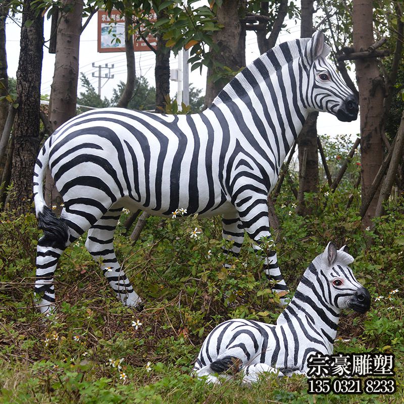 玻璃鋼仿真斑馬雕塑 玻璃鋼仿真斑馬雕塑